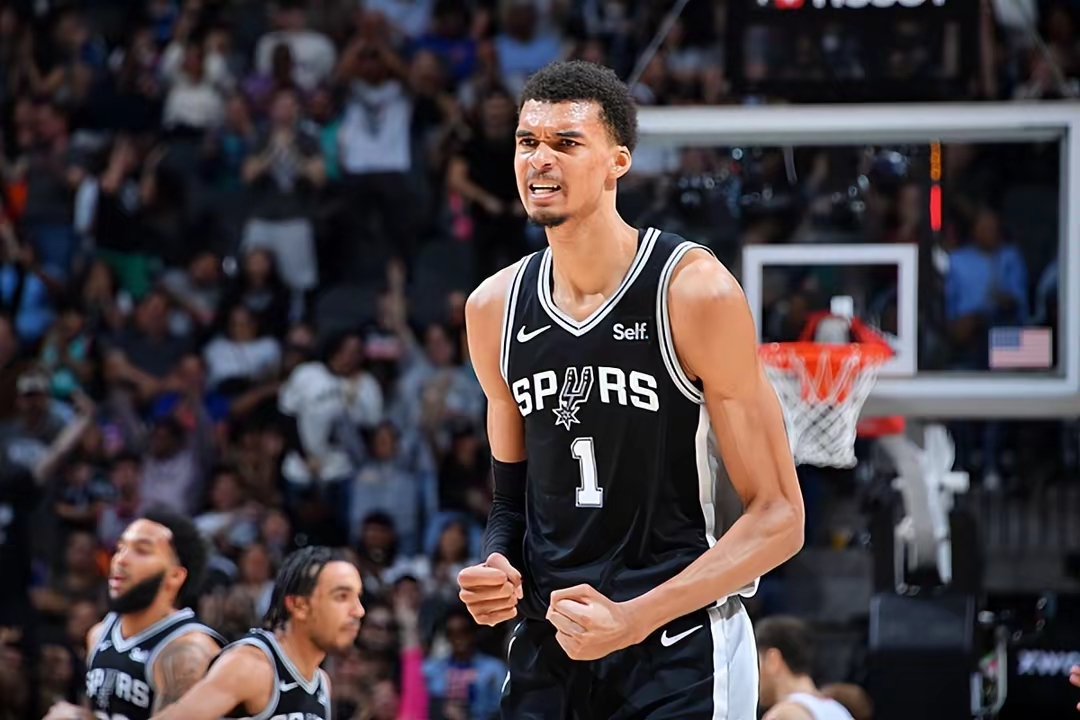 开元娱乐-包含阿斯顿维拉国际比赛日篮板制胜，志在NBA常规赛名次提升，赛场秩序良好，团队化学反应显著的词条